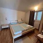 Апартаменты 4 Delfina