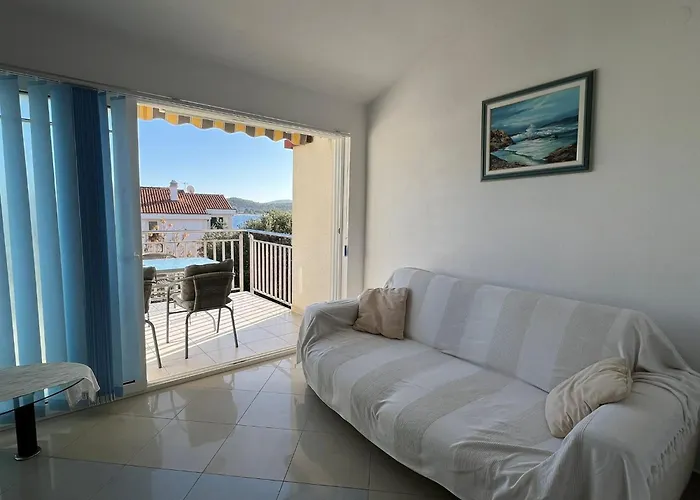 4 Delfina Apartman