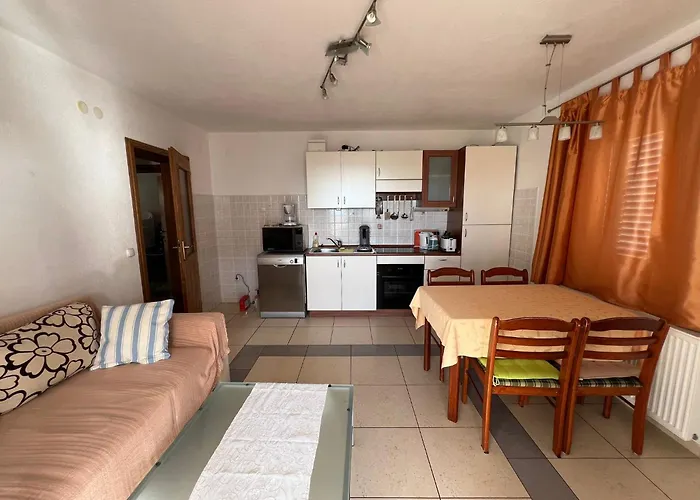 4 Delfina Apartman Rogoznica (Sibenik-Knin)