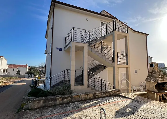 4 Delfina Apartman Rogoznica (Sibenik-Knin)